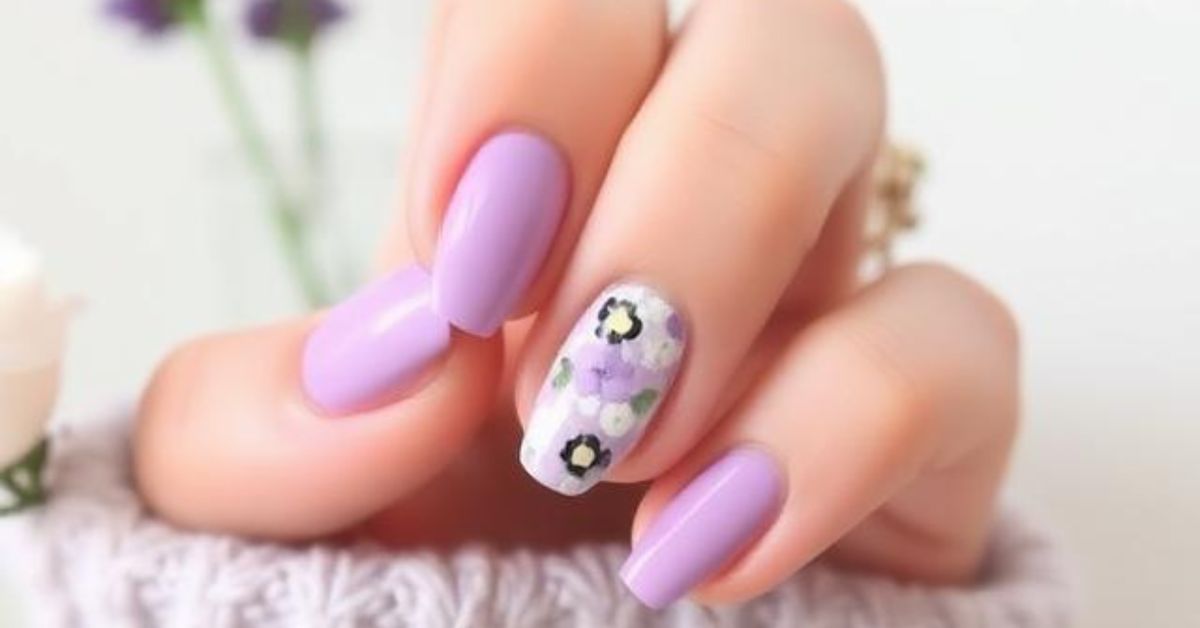 Lavender Nail Design Inspiration for the Dreamiest Spring Mani